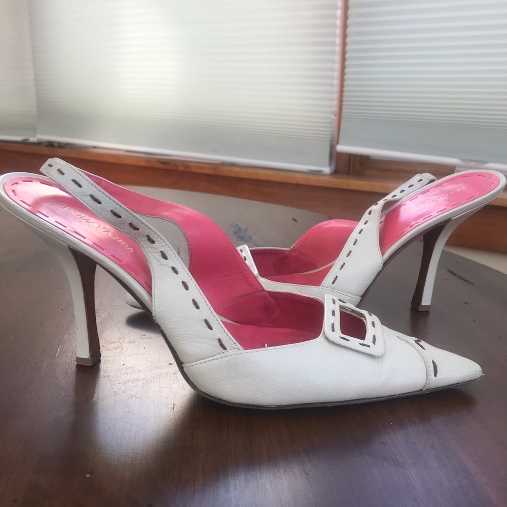 BCBG Maxazria sling back heel